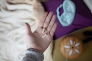 Melatoninas ir jo papildai – „raktas“ kokybiškam miegui. Kam jis būtinas ir kaip jį vartoti?